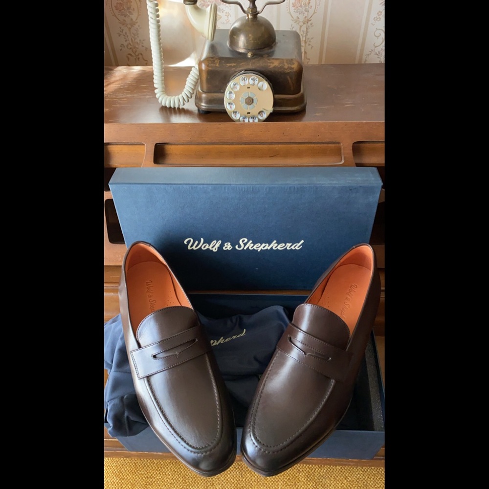 WOLF & SHEPHERD RINGER LOAFERS